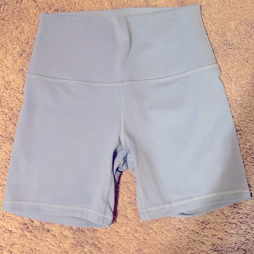 Lululemon 6 inch biker shorts